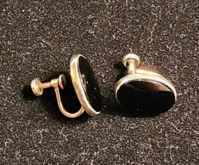 Vtg Black Onyx 14K Yellow Gold Filled/Sterling Screw Back Earrings - Image 1 of 4