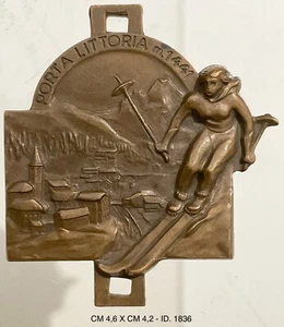 PORTA LITTORIA LA THUILE AOSTA M. 1441 DIST. SPORTIVO MONTAGNA SCI VENTENNIO - Foto 1 di 2