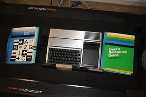 Vintage Computer Texas Instrument TI 99/4 with power supply and 2 manuals - Bild 1 von 14