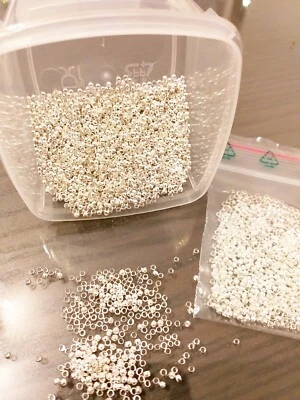 100 Stück Quetschperlen Quetschröhrchen Perlen  Röhrchen Kalotten Silber    2 mm - Bild 1 von 3