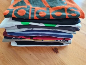Bekleidungspacket 140 - 152 Junge Sport und Sommerkleidung 10+3 Teile - Bild 1 von 16