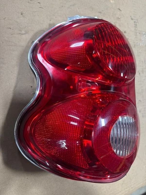 2008 - 2015 SMART FORTWO DRIVER TAILLIGHT *VERY NICE* OEM 4518200564C98Y - Image 1 of 4