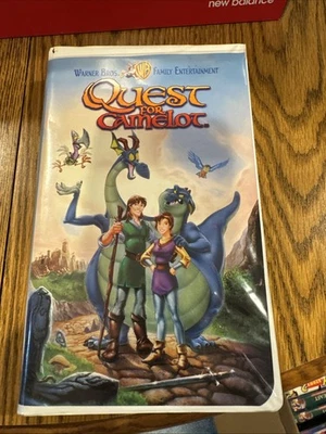 Quest for Camelot VHS 1998 Warner Bros. Family Entertainment Clamshell Preowned - Image 1 of 4