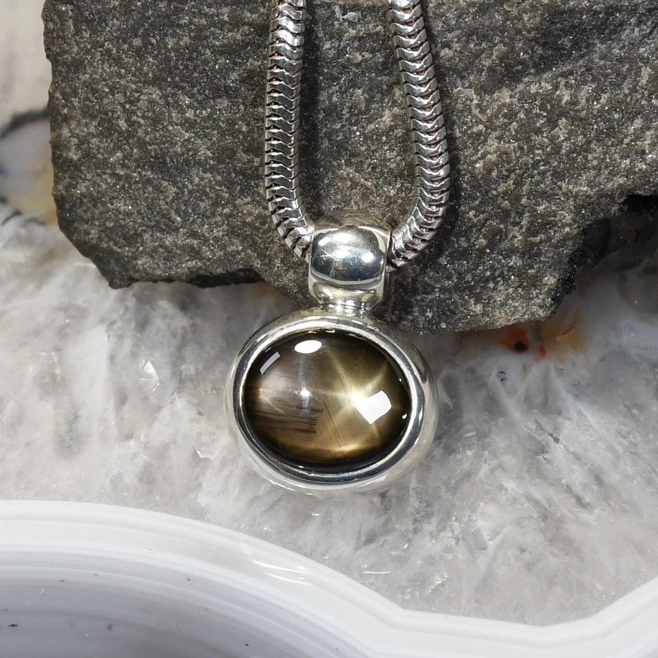 Schwarzer Stern Saphir Anhänger, 925er Silber, Edelsteinanhänger (15717) - Bild 1 von 1