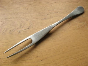 Horquilla de talla Robert Welch Alveston Old Hall estado vintage - Imagen 1 de 1