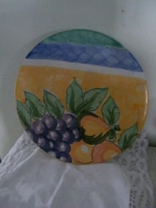 studio nova CLAY POTTERY TRIVET HAND PAINTED FRUIT 10.5" ROUND MD in  PORTUGAL - Picture 1 of 3
