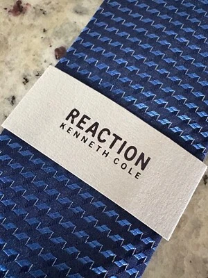 Corbata ajustada Kenneth Cole Reaction azul marino GEO para hombre corbata de mezcla de seda nueva con etiquetas $60 Foto 1 de 4
