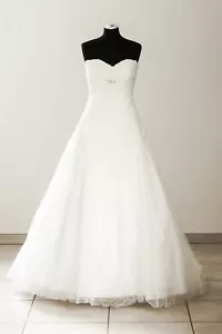 Pronovias Brautkleid 'Placet' Spitze A-Linie creme ivory Hochzeit - Bild 1 von 4