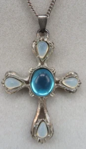 Neugablonz Dieter Knobloch: Kreuz Anhänger Aquamarin Opale im Stil 1925 (112964) - Bild 1 von 5