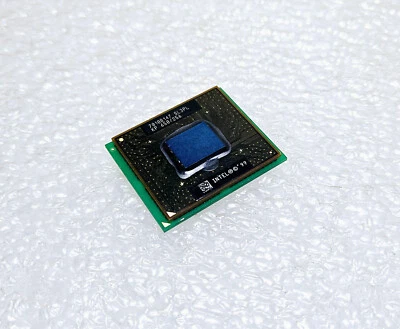 Intel Mobile Pentium III 650 MHz 650/100/256, SL3PL Socket PGA2 - Image 1 of 2