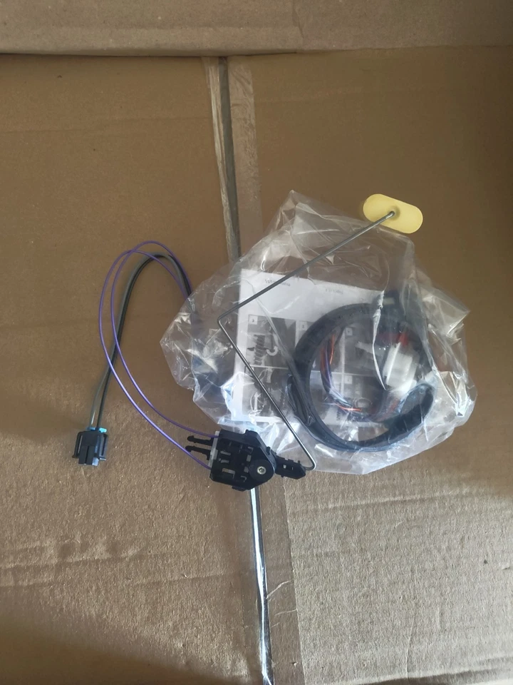 Sensor de nivel de combustible GM 19416872 OEM GM sensor de nivel de combustible para 1999-2004 Foto 1 de 2