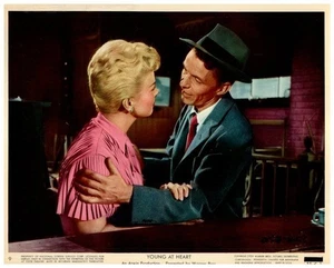 Young at Heart Original US Lobby Card Frank Sinatra embracing Doris Day 1954 - Bild 1 von 1