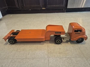 Vintage Smith Miller GMC Fruehauf Lowboy Toy Truck Flatbed GREAT SHAPE - Picture 1 of 11
