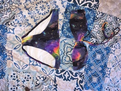 Bikini OP Multicolor Estampado Galaxy Talla Pequeña Foto 1 de 2