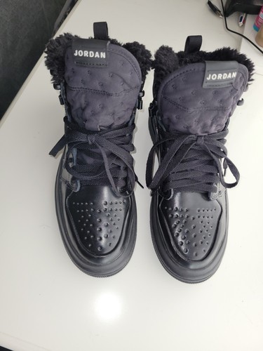 Nike Air Jordan 1 Acclimate Mid 'Triple Black' scarpe da ginnastica taglia UK 7 EUR 41 unisex