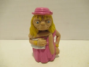 Vintage 1982 E.T. Universal Studios Toy Figure - Picture 1 of 7