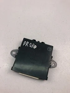 PR280 LEXUS Control Unit 89670-53040 - Picture 1 of 4