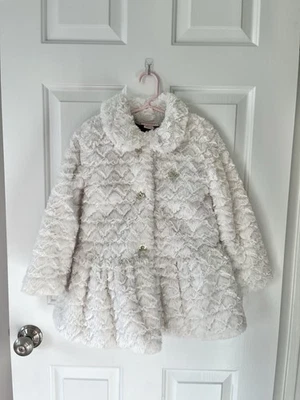 Chaqueta Juicy Couture Minky blanca de piel sintética para niñas talla 6 Foto 1 de 4