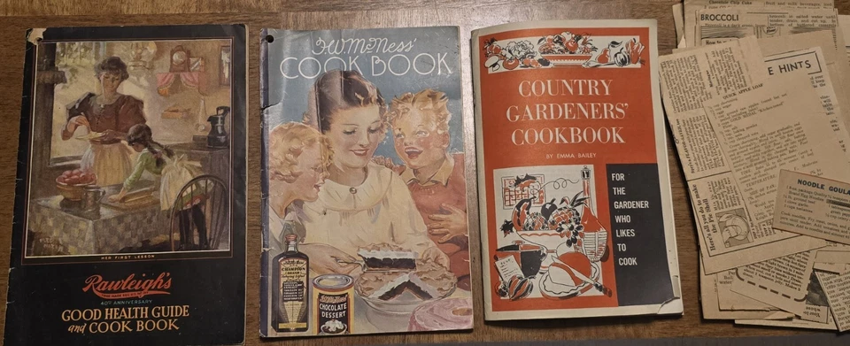 Vintage 1935 McNess 1928 Rawleigh's 1963 Country Gardener's cookbooks  - Image 1 of 1