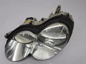 2002-2005 R230 MERCEDES SL XENON HEADLIGHT LH PASSENGER SIDE A2308207961  - Picture 1 of 10