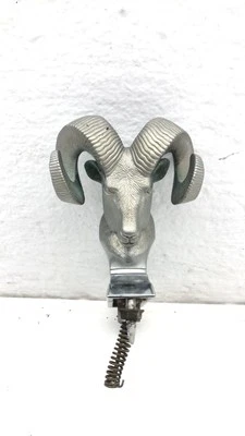 Dodge Ram 1984 con 150 250 350 Rams capó adorno emblema OEM 4215517 Foto 1 de 4