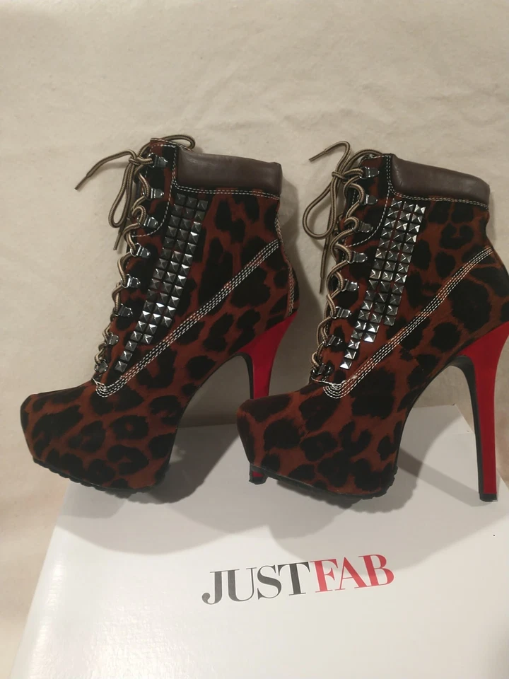 JustFab Maylie Mujeres Estampado Leopardo Sexy Cuentas Barty Botas Rojo 6" Tacón Zapatos 10 Foto 1 de 4