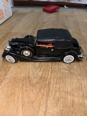 National Motor Museum 1934 Packard Black Die Cast 1:27 Scale - Image 1 of 4