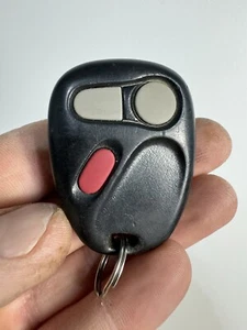 Original GM CHEVROLET GMC keyless entry remote transmitter 15042968 - Picture 1 of 2