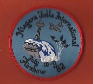PARCHE DE 4" VINTAGE 1982 NIAGARA FALLS INTERNATIONAL JULY AIRSHOW - CATARATAS DEL NIAGARA - Imagen 1 de 1