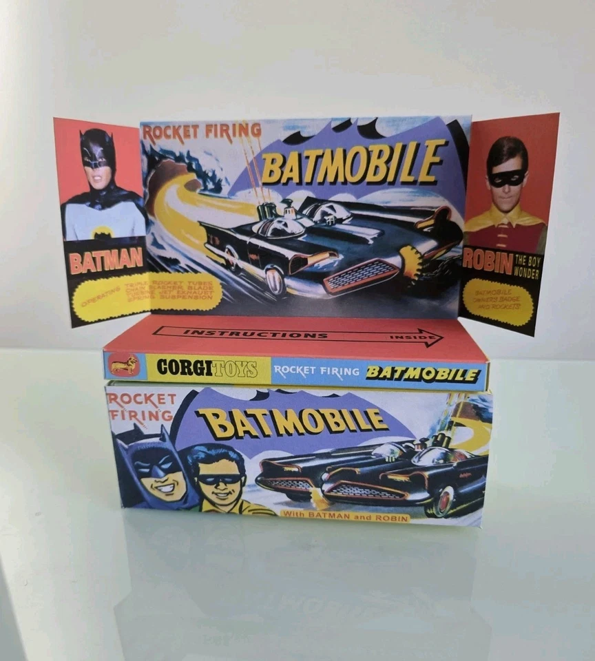 CORGI 267 BATMAN  DISPLAY STAND  ( MODEL CAR NOT INCLUDED) - Image 1 of 4