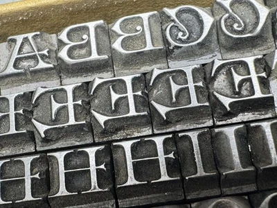 M404R Metal Letterpress Type - BB&S Decorative UC/lc - 18 pt - 300+ - Image 1 of 4