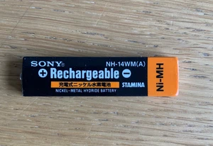 Sony Minidisc Lettore MD Batteria Gumstick Originale Ni-MH NH-14WM 1.2V Giappone - Foto 1 di 4