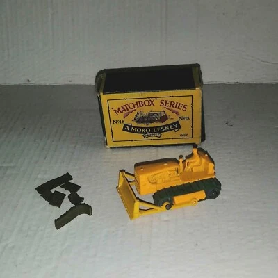 MATCHBOX MOKO LESNEY CARTEPILLAR BULLDOZER N.18 OBSOLETO - Immagine 1 di 3