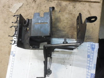 Volkswagen Passat 2002-2005 ABS/Brake bomba de vacío soporte de montaje V6 4B0614119  Foto 1 de 4