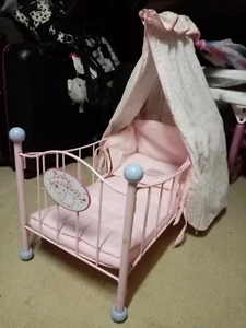 Zapf Creations Baby Annabell cot bed - Picture 1 of 1