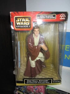  Star Wars Episode 1 Obi-Wan Kenobi Jedi Knight Collectible lightsaber glow  - Foto 1 di 5