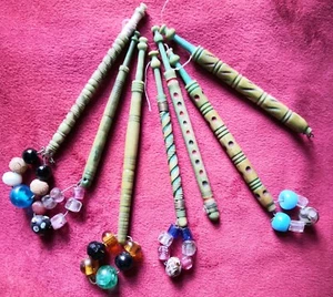 Seven Decorated and Dyed Antique Bone Lace Bobbins - Picture 1 of 5
