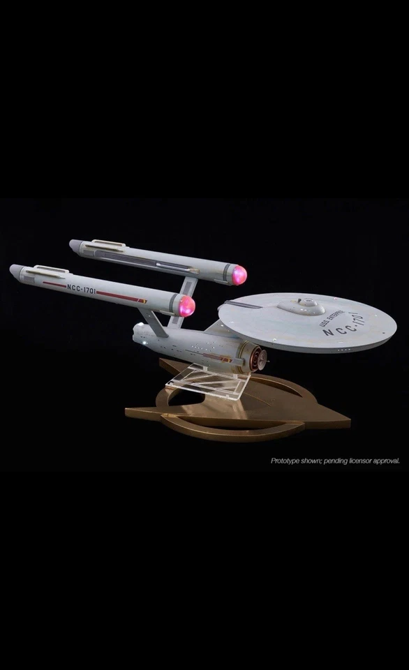 Tomy Star Trek TOS USS Enterprise NCC-1701 1/350 Scale Die Cast Metal NEW IN BOX - Image 1 of 4