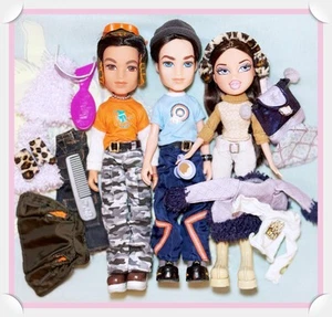 De Colección Bratz MGA Lote 3 Muñecas Wintertime Wonderland Dana Koby Cade Boyz Accesorios - Imagen 1 de 20