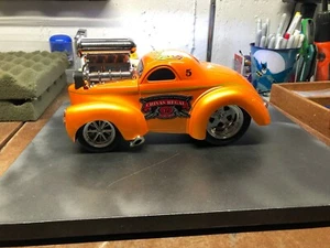 CUSTOM MUSCLE MACHINES 1/18 SCALE DIE CAST 41 WILLYS COUPE AC/DC CAR - Picture 1 of 7
