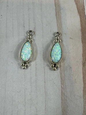 Piezas colgantes de ópalo para hacer joyas, enchapado en rodio Foto 1 de 4