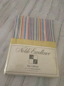 "MANTEL OBLONGO AMARILLO NOBLE EXCELENCIA MUY CALIENTE 60" X 84"" - NUEVO - Imagen 1 de 3