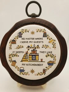 Triumetto da cucina vintage da appendere a parete ceramica e legno punto croce look JCPenney - Foto 1 di 3