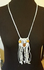Vintage Handmade 14" MACRAME NECKLACE w/Wood Beads Drops to 20" - Awesome Mod! - Picture 1 of 5