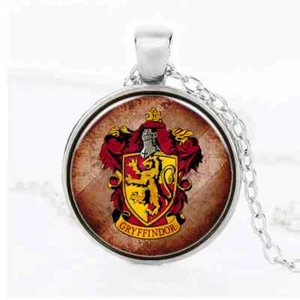 Harry Potter Gryffindor Chain Pendant Necklace Gift - Picture 1 of 6