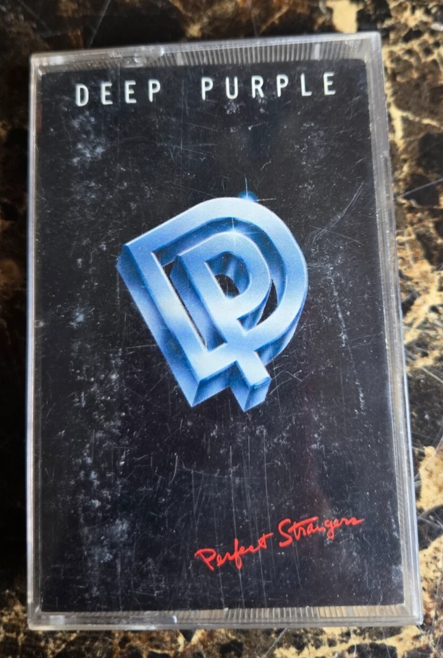 Deep Purple Perfect Strangers original 1984 canadian cassette - Image 1 of 4