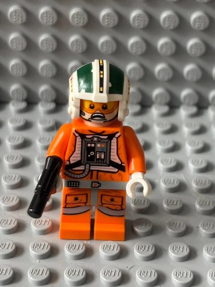 LEGO Star Wars Mini-figure minifig Wedge Antilles Rebel Pilot sw0730 75098 Rare - Image 1 of 1