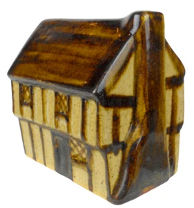 Casa de porcelana miniatura modelo antiguo Felsham Suffolk "Ye Olde Shoppe" Inglaterra - Imagen 1 de 8