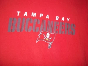 47 Brand ~ ROTES Tampa Bay Buccaneers kurzärmliges T-Shirt Größe XL EUC - Bild 1 von 5