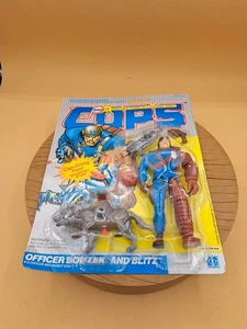 Vintage Cops N Crooks Officer Bowzer & Blitz Figure Hasbro 1988 New Off Card - Picture 1 of 7